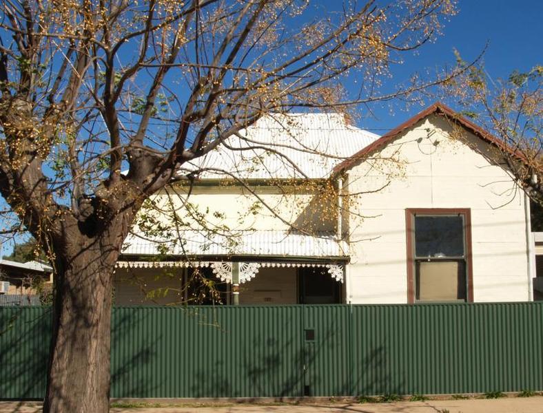 The Lodge Outback Motel Broken Hill Exterior photo